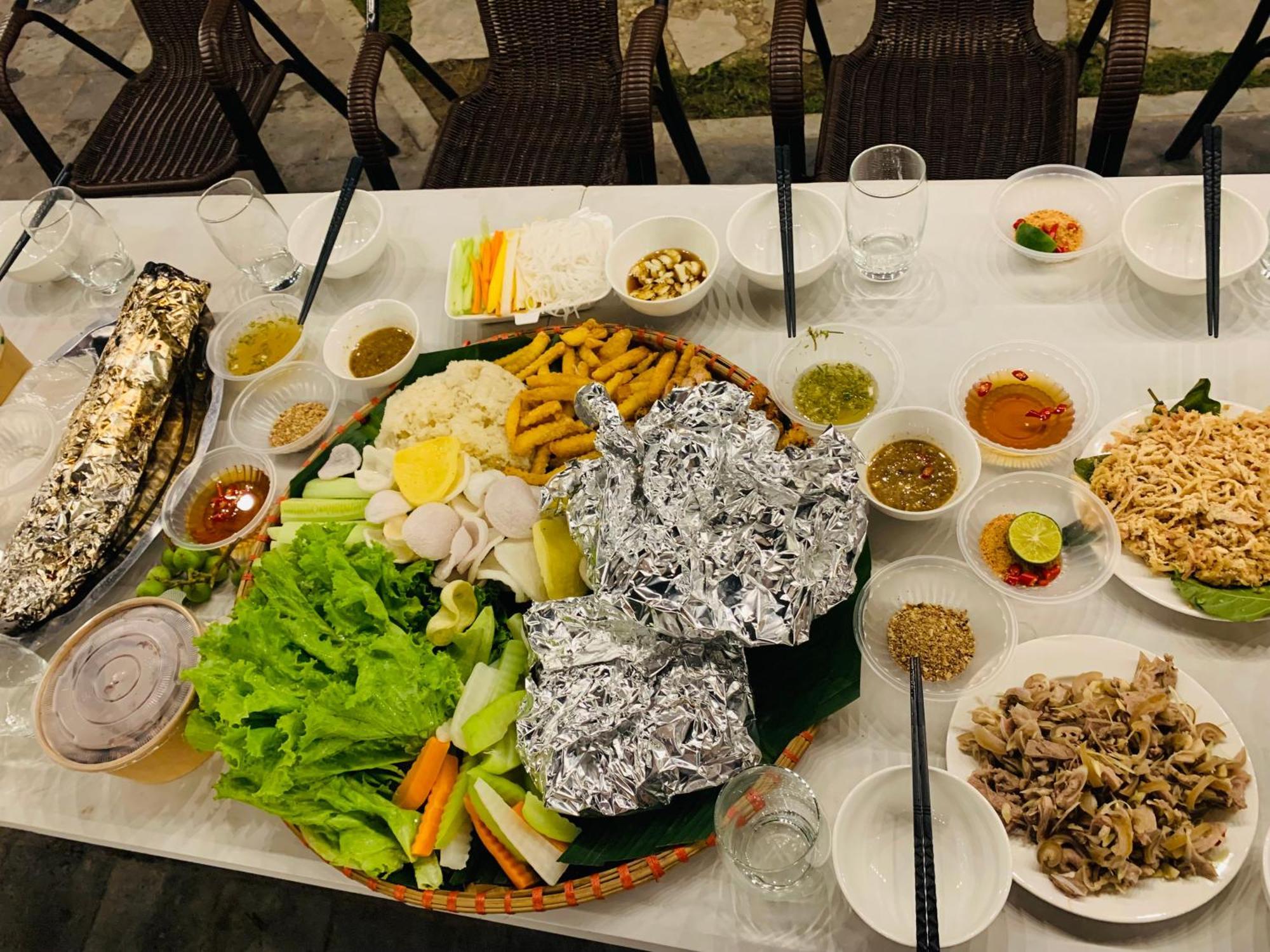 Chu Thien Homestay And Camping Ханой Екстер'єр фото